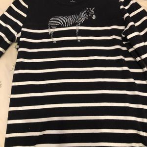 New cotton Kim Rogers shirt with glitter zebra design. Women’s size small.